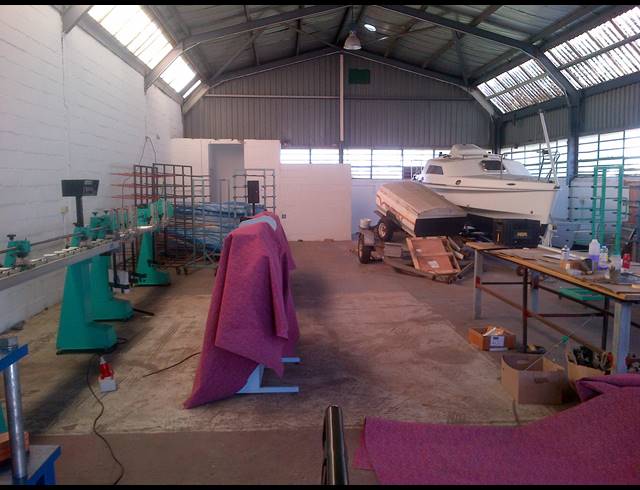 195M² FACTORY TO LET IN RETREAT